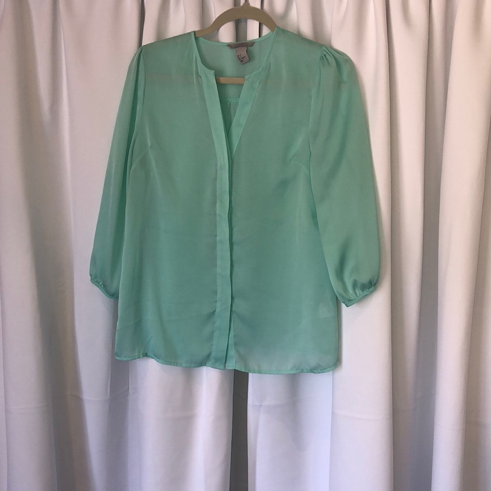3/4 Sleeve button up blouse
